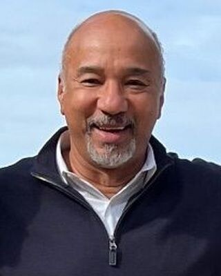 Jose R Martinez