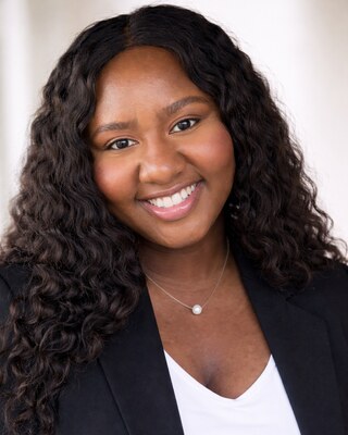 Alisha Parks, Addiction Therapist