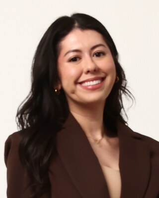Nicole Lara