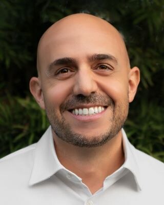 Dr. Omid Navran